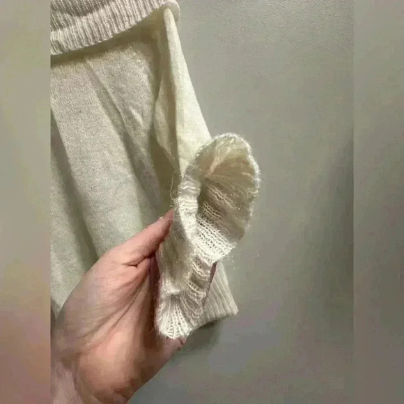 Y2K Ann Taylor Loft Wool Blend Beaded Cowl Sweater | Cream & Silver | Size L - Picture 12 of 13